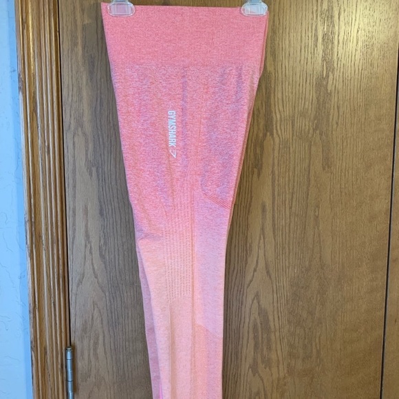 Gymshark Ombré Set (Sz. M) - Picture 6 of 9